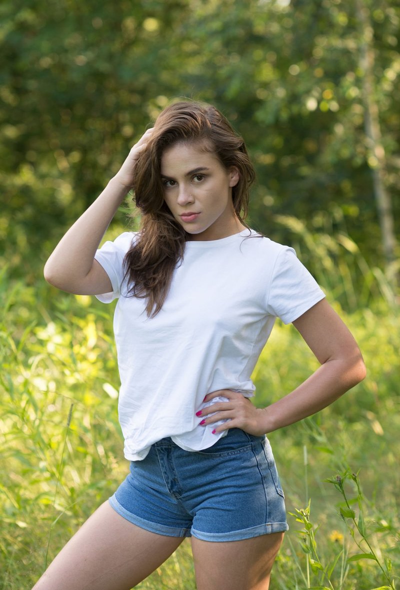 Яня, 25 лет, 2 размер груди