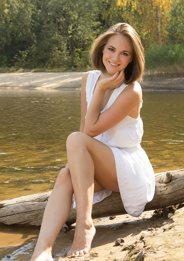 Фаина, 24 года, 2 размер груди